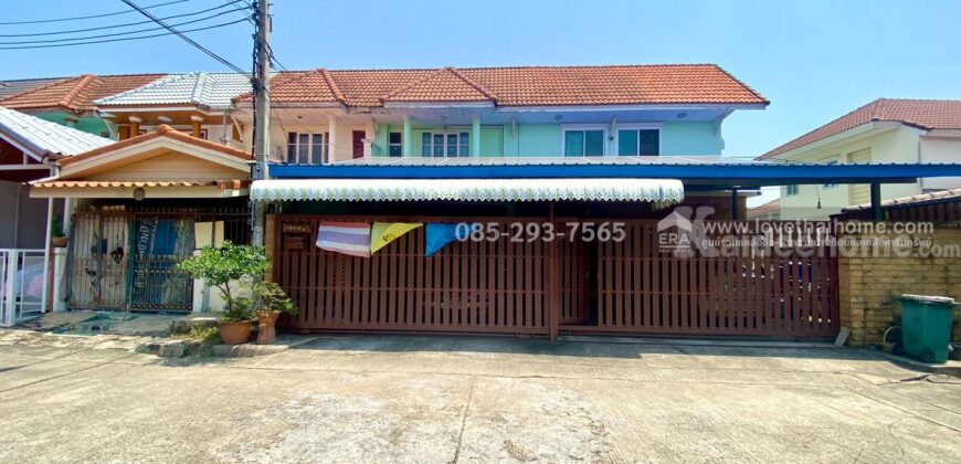 ขายทาวน์เฮ้าส์ 2 ชั้น หมู่บ้านบัวทอง4 ถนนบ้านกล้วย-ไทรน้อย พื้นที่ 45 ตารางวา หลังริม ต่อเติมเต็มพื้นที่ ขายเพียง 2.8 ล้านบาท