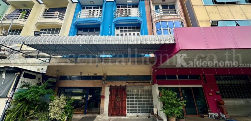 อาคารพาณิชย์ 4.5 ชั้น คู้บอน 27 รามอินทรา รีโนเวทใหม่ พร้อมทำธุรกิจ