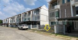 ขายทาวน์โฮม3ชั้น ม.บ้านใหม่ กรุงเทพกรีฑา7 บ้านหลังมุม ใกล้มอเตอร์เวย์ และ ทางด่วน