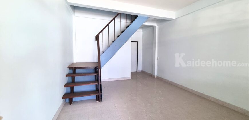 🔥 ขายด่วน ทาวน์เฮ้าส์ 2 ชั้น ทำเลใจกลางศรีราชา ราคาเพียง 1.4 ล้าน! เจ้าของขายเอง