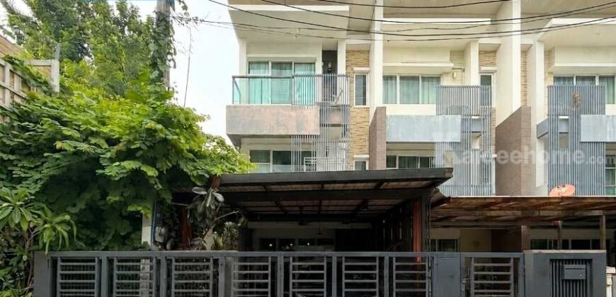 ขาย!!! ทาวน์โฮม 3 ชั้น ทาวน์พลัส เกษตร-นวมินทร์ หลังริม (ขนาด 28 ตร.ว.) ถ.คลองลำเจียก แขวงนวลจันทร์ เขตบึงกุ่ม กรุงเทพมหานคร : Towmplus Keset-Nawamin