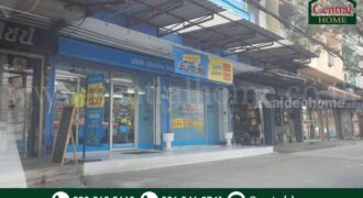 อาคารพาณิชย์ 4.5 ชั้น ติดถนนลาดพร้าว หน้าซอยลาดพร้าว 72 ขายพร้อมผู้เช่าระยะยาว
