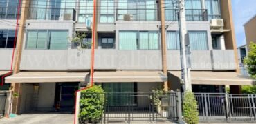 ทาวน์โฮม 3 ชั้น บ้านกลางเมือง สุขุมวิท – อ่อนนุช ราคาถูกที่สุดในโครงการ