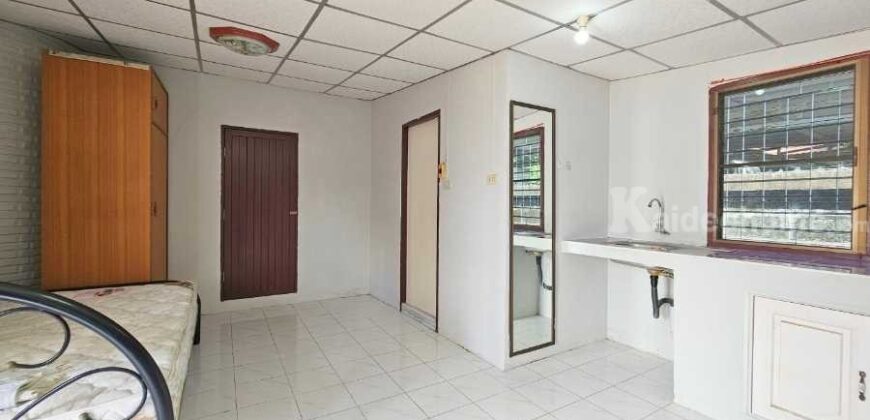 ขาย !!! บ้านเดี่ยว 1 ชั้น ห้วยขวาง ซอยประชาราษฎร์บำเพ็ญ10 (ขนาด 55 ตร.ว.) กรุงเทพฯ ต่อเติมพื้นที่ใช้สอยหลายห้อง ใกล้ MRT ห้วยขวาง