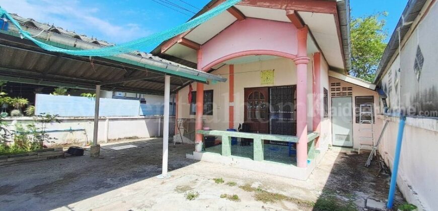 บ้านแฝด หมู่บ้าน ร่วมใจมีสุข บางละมุง ราคาถูกสุดในโครงการ