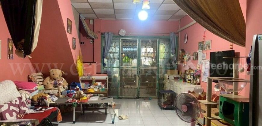 ทาวน์เฮ้าส์ หมู่บ้านสุนิสา ถนนคู้บอน คันนายาว กรุงเทพมหานคร ราคาถูก