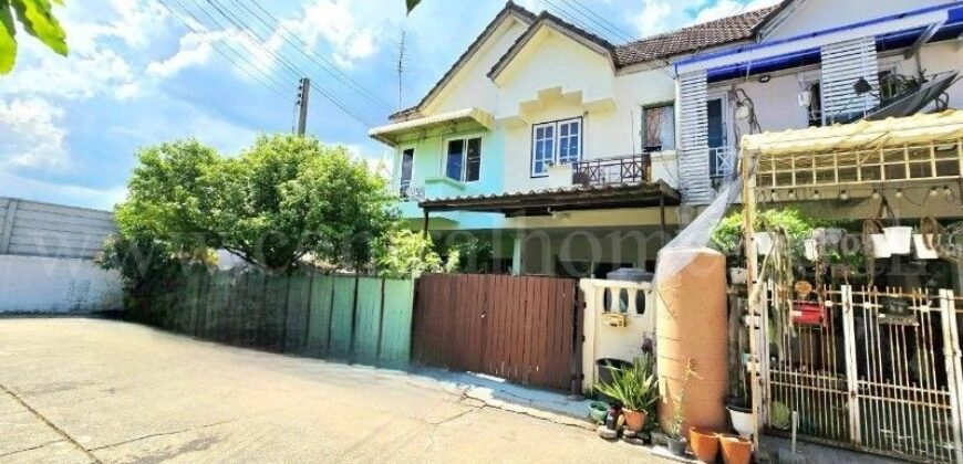 ทาวน์โฮม ลัลลี่วิลล์ ลำลูกกา คลอง 3 บ้านสวย ราคาถูกสุดในโครงการ