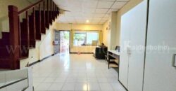 ทาวน์โฮม ลัลลี่วิลล์ ลำลูกกา คลอง 3 บ้านสวย ราคาถูกสุดในโครงการ