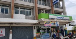 ให้เช่าตึกแถวสินสาคร ติด family mart หน้าหมู่บ้านซื่่อตรงสารินและนิคมอุตสาหกรรมสินสาคร