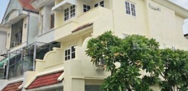 รหัสC7139 ให้เช่าทาวน์โฮม 3ชั้น ย่านลาดพร้าวโชคชัย 4 บ้านหลังมุม เหมาะทำโฮมออฟฟิศและพักอาศัย
