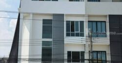 รหัสC7172 ให้เช่าทาวน์โฮม Home Office Luxury ย่านลาดพร้าว-วังหิน ใกล้ BTS เสนา