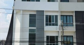 รหัสC7172 ให้เช่าทาวน์โฮม Home Office Luxury ย่านลาดพร้าว-วังหิน ใกล้ BTS เสนา