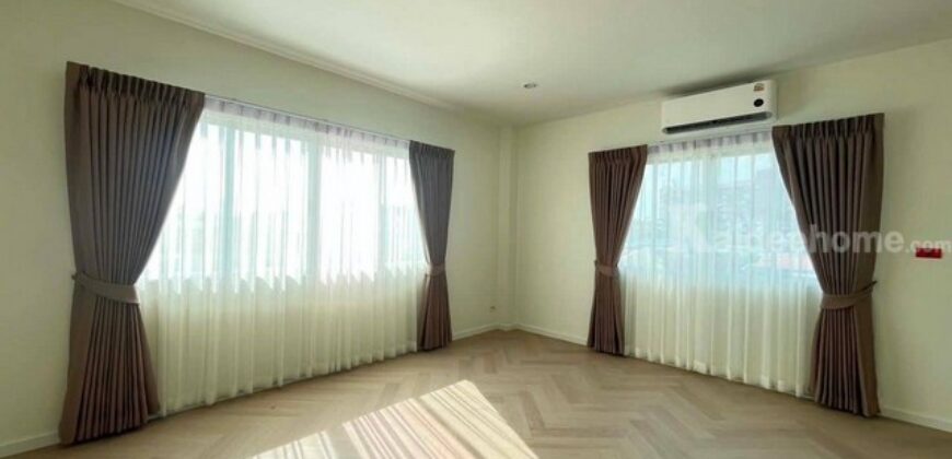 รหัสC7172 ให้เช่าทาวน์โฮม Home Office Luxury ย่านลาดพร้าว-วังหิน ใกล้ BTS เสนา