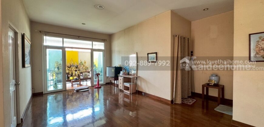 ขายบ้านเดี่ยว 2 ชั้น หมู่บ้านเดอะแกรนด์ พระราม2 พื้นที่ 143 ตรว. โซน Lake Garden ราคาถูก พร้อมอยู่ ขายเพียง 15.7 ล้านบาทเท่านั้น ใกล้ตลาดสดมหาชัย เมืองใหม่