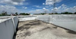 ขายตึกแถว 2 ชั้น ติดถนนลำโพ พื้นที่ 22.7 ตรว. ตรงข้ามโรงเรียนเจริญรัฐอุปถัมภ์ ทำเลค้าขาย ราคาเพียง 2.5 ล้านบาทเท่านั้น ใกล้ดูโฮม บางบัวทอง