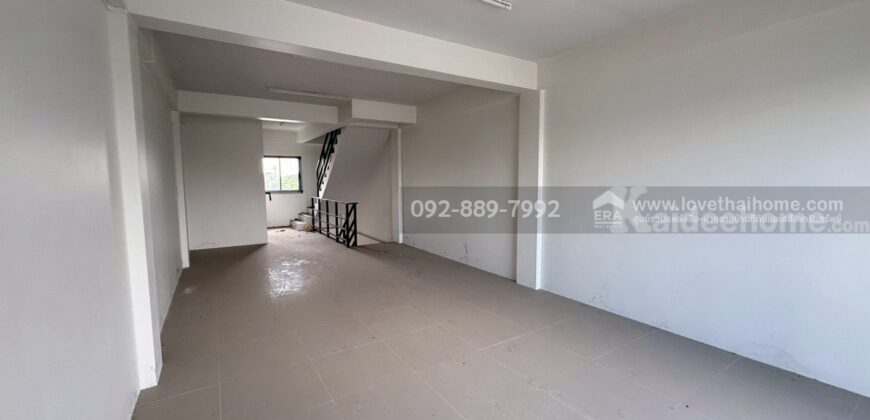 ขายตึกแถว 2 ชั้น ติดถนนลำโพ พื้นที่ 22.7 ตรว. ตรงข้ามโรงเรียนเจริญรัฐอุปถัมภ์ ทำเลค้าขาย ราคาเพียง 2.5 ล้านบาทเท่านั้น ใกล้ดูโฮม บางบัวทอง