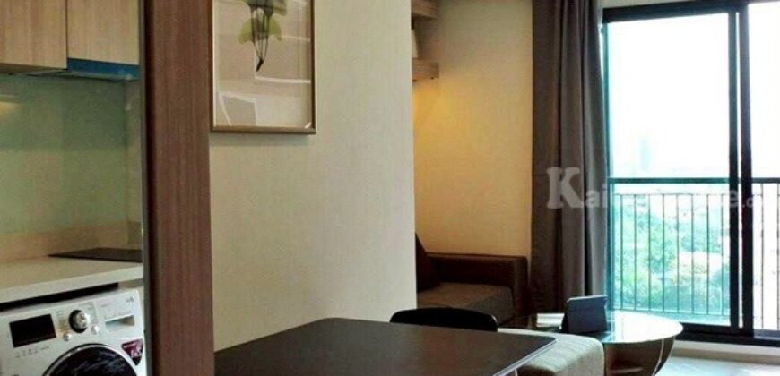 For sale RHYTHM SUKHUMVIT 36-38 ใจกลางทองหล่อ ใกล้ BTS ชั้น 10 วิวสระ โทร 094-9963362