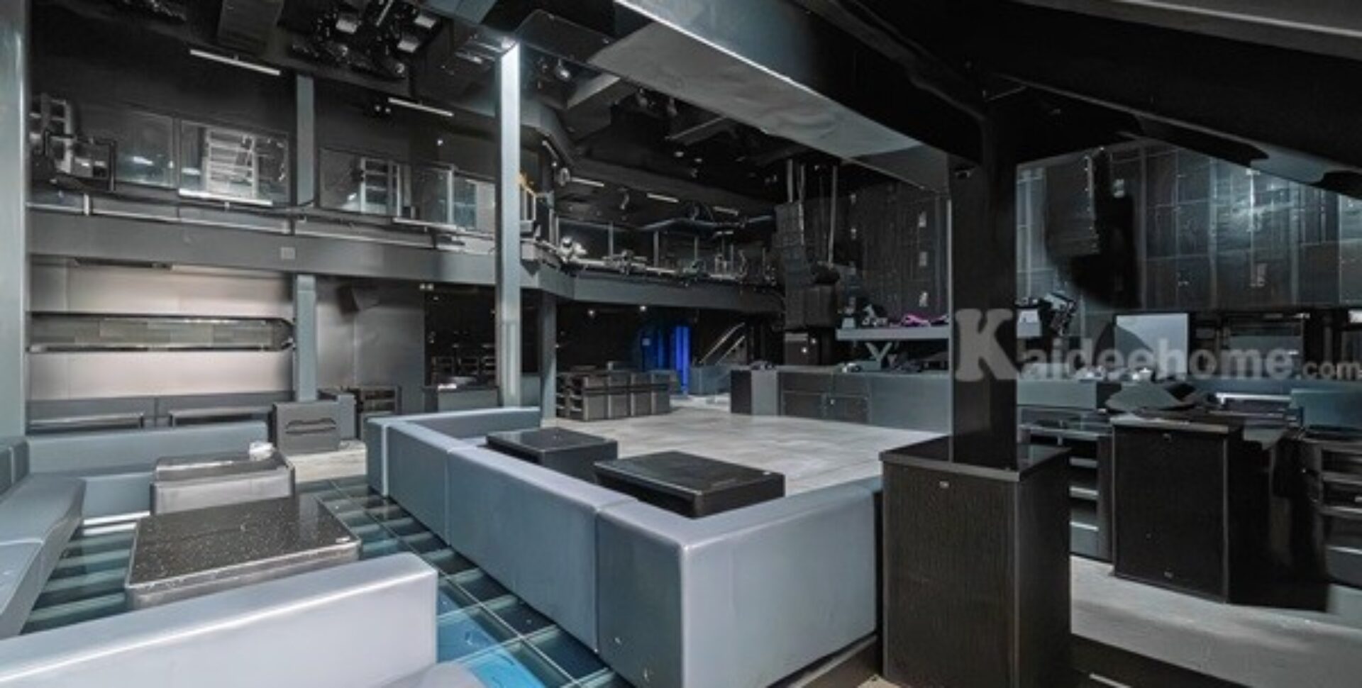 ปล่อยเช่า ผับ Nightclub เซ้งอาคาร 3 ชั้น 2,100 ตรม. ทำเลใจกลางเอกมัย สามารถดำเนินธุรกิจต่อได้ทันที โทร 090-6360022