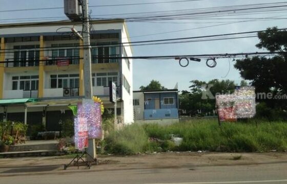 ให้เช่าที่ดินสินสาครอยู่ปากทางเข้าหมู่บ้านสินสาคร ทำเลดีมาก
