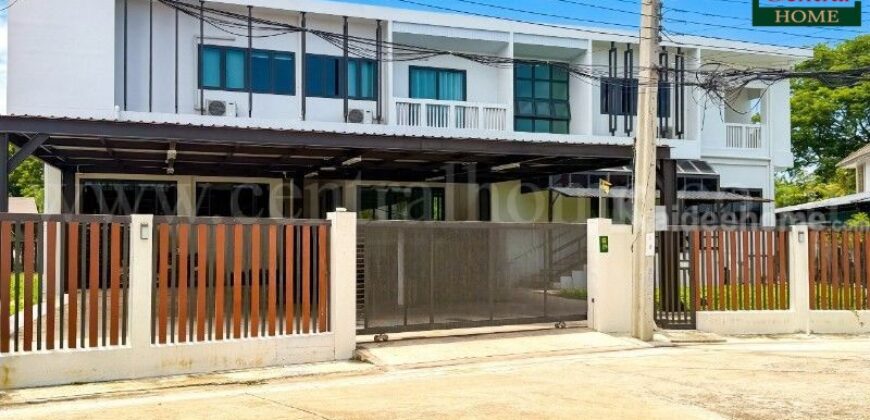 บ้านเดี่ยว ธารารมณ์ รามคำแหง 150 หลังใหญ่ โครงสร้างดี สงบเป็นส่วนตัว ใกล้ส่วนกลาง 