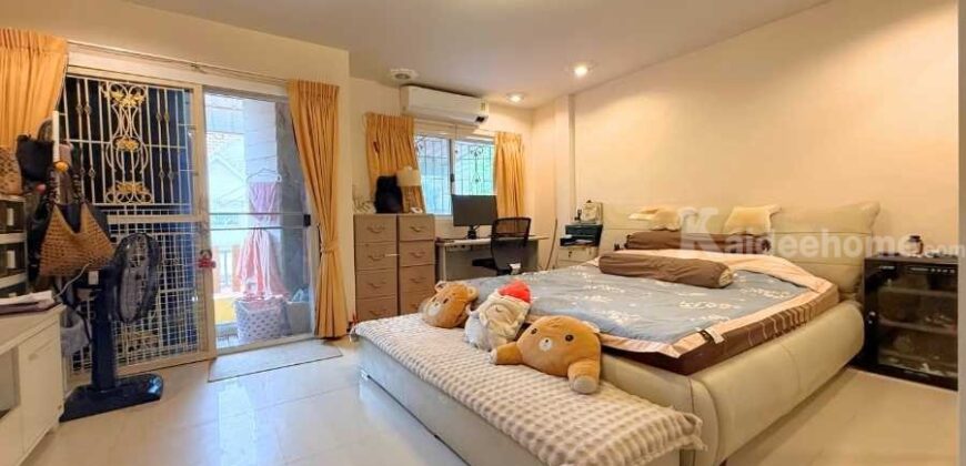 ขาย!! ทาวน์เฮ้าส์ หมู่บ้านรัชธานี7 สายไหม23/1 (หลังริม ขนาด 32 ตร.ว.) สภาพดีพร้อมเข้าอยู่ สายไหม กทม. : Ratchathanee 7