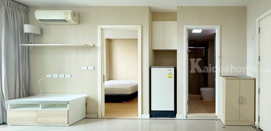 TC Green Rama 9 : ทีซี กรีน พระราม 9 ห้วยขวาง กรุงเทพ (ขนาดห้อง 40 ตร.ม.) เดินทางสะดวก ใกล้ทางด่วน รถไฟฟ้าใต้ดิน MRTเฟอร์ฯครบ ลากกระเป๋าเข้าอยู่ได้เลย