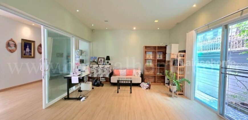 โฮมออฟฟิศ 3 ชั้น ซอยรามอินทรา 31 ใกล้รถไฟฟ้าสายสีชมพู สถานีรามอินทรา กม.4