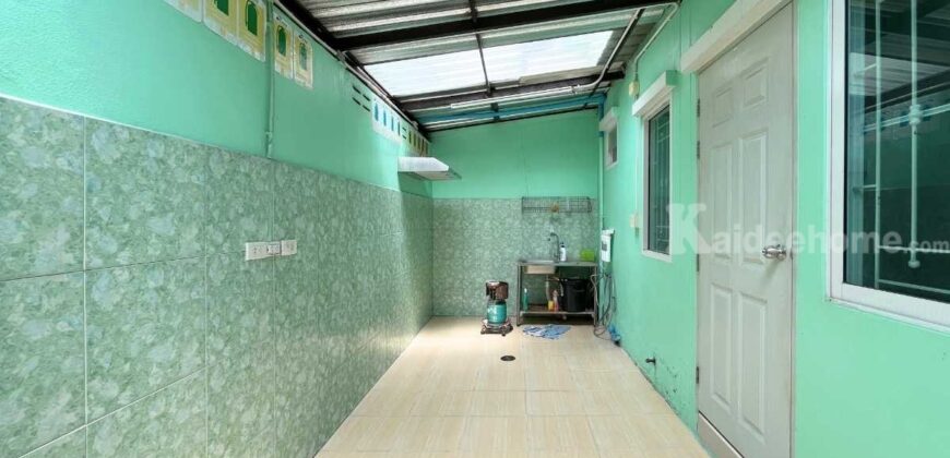 ทาวน์โฮม 2 ชั้น หมู่บ้านบัวทองธานี (ขนาด 24 ตร.ว.) หลังริม บางบัวทอง นนทบุรี : Buathong Thani