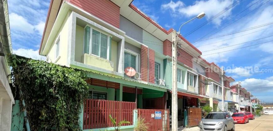 ทาวน์โฮม 2 ชั้น หมู่บ้านบัวทองธานี (ขนาด 24 ตร.ว.) หลังริม บางบัวทอง นนทบุรี : Buathong Thani