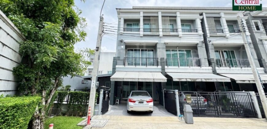 ทาวน์โฮม 3 ชั้น บ้านกลางเมือง รัชดา – วงศ์สว่าง หลังริม