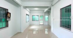 ทาวน์โฮม 2 ชั้น หมู่บ้านบัวทองธานี (ขนาด 24 ตร.ว.) หลังริม บางบัวทอง นนทบุรี : Buathong Thani