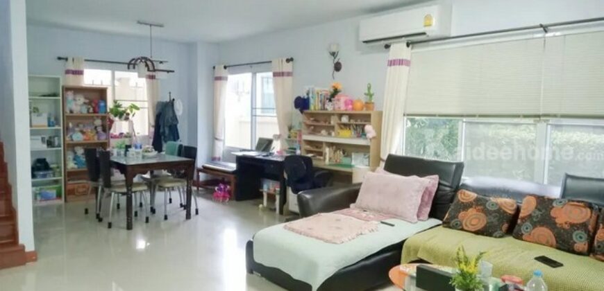 ขายบ้านพร้อมเข้า อยู่ในโครงการบ้านกาญจน์กนก 2 ใกล้ รร.Mill Hill