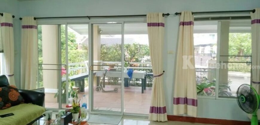 ขายบ้านพร้อมเข้า อยู่ในโครงการบ้านกาญจน์กนก 2 ใกล้ รร.Mill Hill