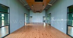ให้เช่า บ้านเดี่ยวชั้นเดียวสไตล์รีสอร์ท พื้นที่ใช้สอย 200 ตร.ม. เหมาะสำหรับทำสปา คลินิก ออฟฟิศ คาเฟ่ หรือธุรกิจบริการ