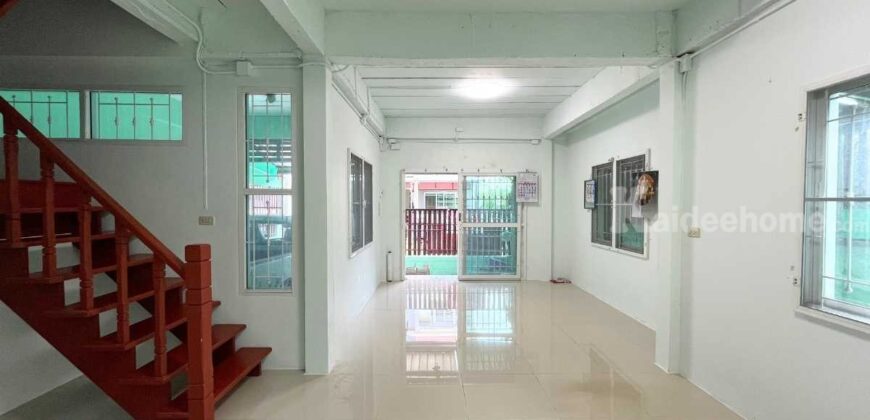 ทาวน์โฮม 2 ชั้น หมู่บ้านบัวทองธานี (ขนาด 24 ตร.ว.) หลังริม บางบัวทอง นนทบุรี : Buathong Thani