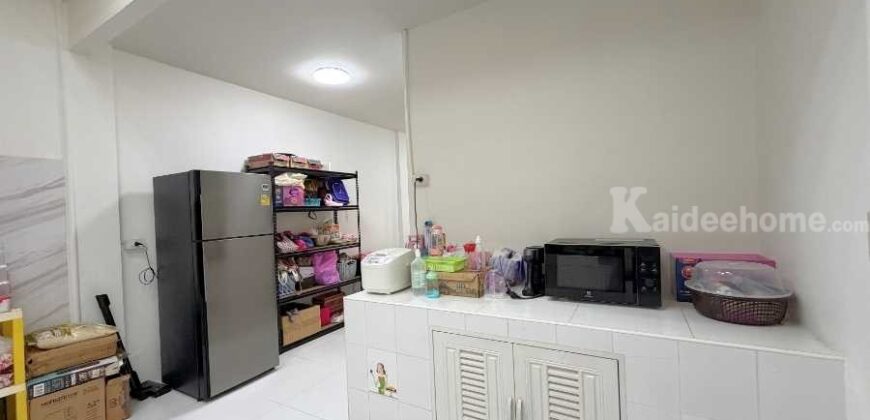 ขาย!! ทาวน์เฮ้าส์ 2 ชั้น บ้านศิริวรรณ-ชวนชม บางบัวทอง (ขนาด 16 ตร.ว.) บางบัวทอง นนทบุรี : Siriwan-Chuan Chom Village