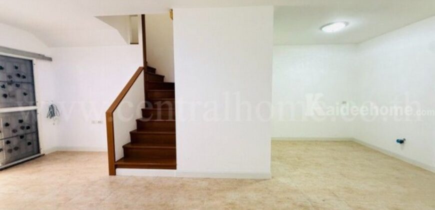 ทาวน์เฮ้าส์ เดอะเฟิร์ส โฮม (บ้านกานดา) พันท้ายนรสิงห์ สมุทรสาคร บ้านสวย สภาพดี ราคาถูก