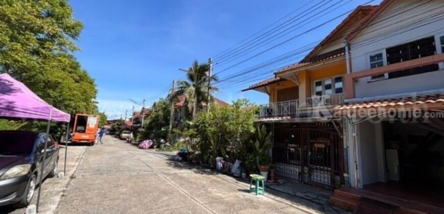 ทาวน์โฮม หมู่บ้านพฤกษา 4 พุทธมณฑล