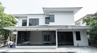 ขายบ้าน หมู่บ้าน ลัดดารมย์ อิลิแกรนช์ ราชพฤกษ์-รัตนาธิเบศ นนทบุรี รีโนเวทใหม่ ทำเลสวย โทร 0944836998