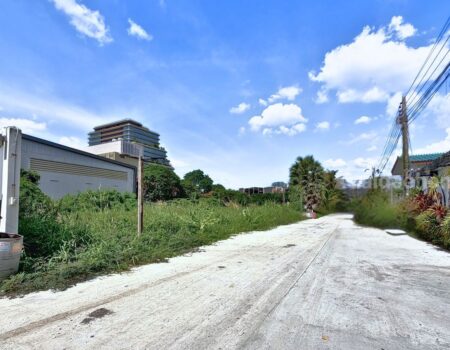 ที่ดินบางนา ซอยบางนา-ตราด 64 เนื้อที่ 102 ตร.ว. ผังสีส้ม
