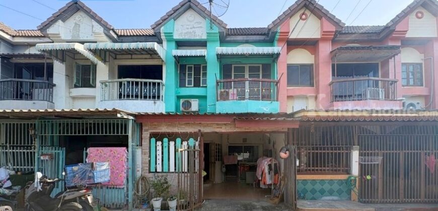 ขาย!! ทาวน์โฮม หมู่บ้าน ศุภากร (ขนาด 18 ตร.ว.) ถนนบางกรวย-ไทรน้อย นนทบุรี : Baan Supakorn