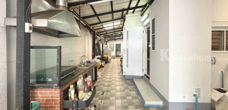 ขาย!! บ้านเดี่ยวหลังใหญ่ มัณฑนา วงแหวน–บางบอน พร้อมส่วนต่อเติมห้องทำงานหรือสตูดิโอ (ขนาด 101 ตร.ว.) บางบอน กทม. : Mantana Wongwaen-Bangbon โครงการคุณภาพจาก Land & Houses