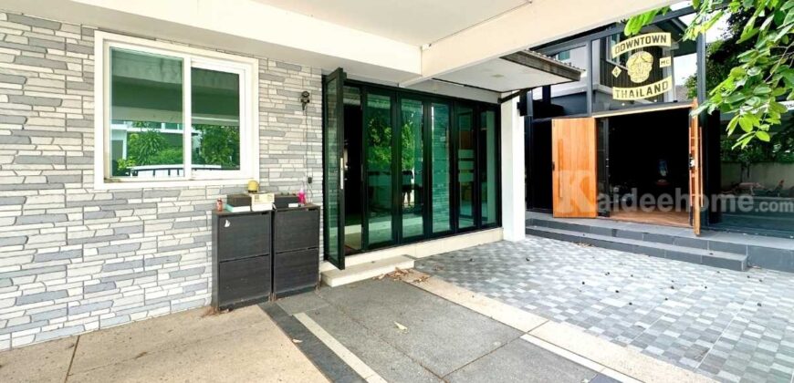 ขาย!! บ้านเดี่ยวหลังใหญ่ มัณฑนา วงแหวน–บางบอน พร้อมส่วนต่อเติมห้องทำงานหรือสตูดิโอ (ขนาด 101 ตร.ว.) บางบอน กทม. : Mantana Wongwaen-Bangbon โครงการคุณภาพจาก Land & Houses