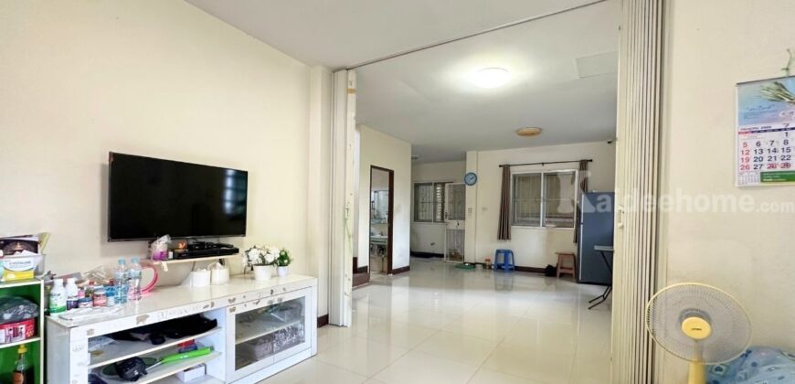 บ้านเดี่ยวหลังริม หมู่บ้านชื่อตรง บางใหญ่ เฟส3 (ขนาด 60 ตร.ว.) ถ.บางบัวทอง-สุพรรณบุรี (ถนน340) บางบัวทอง นนทบุรี : Suetrong Bangyai Phase 3