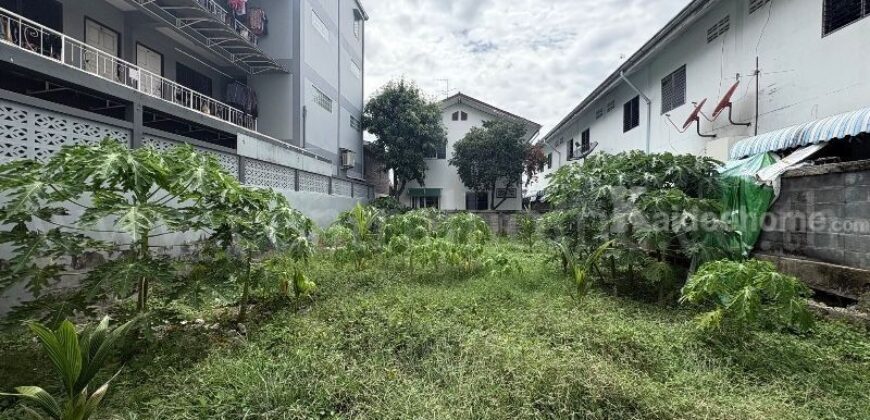 ที่ดินเปล่า ซอย ประดับศุข ใกล้โรบินสันศรีสมาน ทำเลดี ราคาถูก