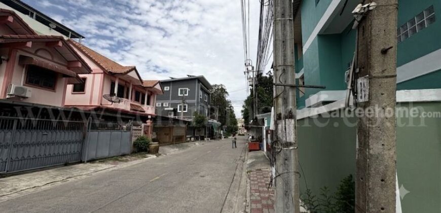 ที่ดินเปล่า ซอย ประดับศุข ใกล้โรบินสันศรีสมาน ทำเลดี ราคาถูก