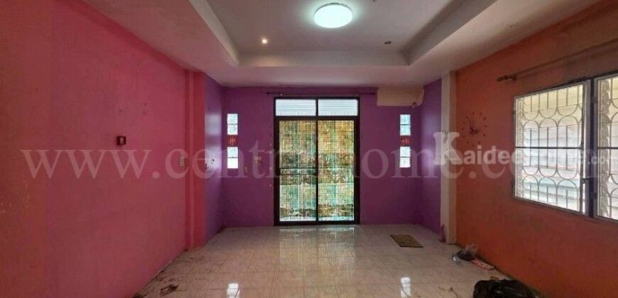 ทาวน์เฮ้าส์ ทรัพย์ดินทอง หลังริม บ้านสวย ราคาถูก