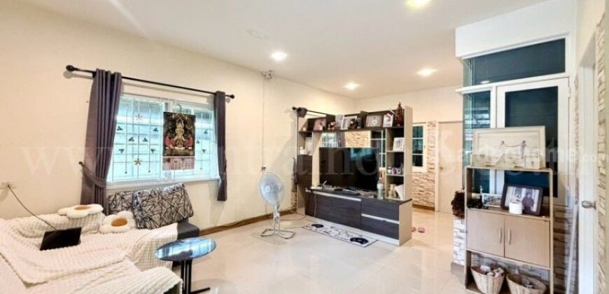 ทาวน์โฮม โกลเด้น ทาวน์ อ่อนนุช – พัฒนาการ หลังริม