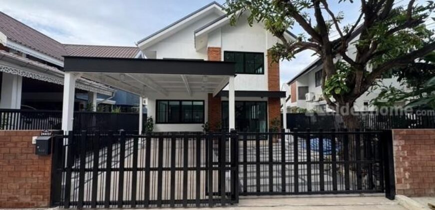 รหัสC7213 ให้เช่าบ้านเดี่ยว 2 ชั้น หมู่บ้านสัมมากร ซอยรามคำแหง110 ใกล้รถไฟฟ้าสถานีสัมมากร