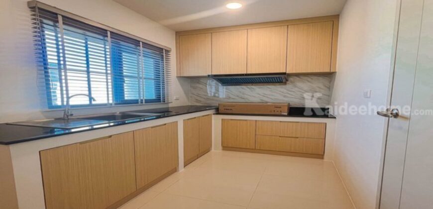 รหัสC7221 ให้เช่าบ้านเดี่ยว 2ชั้น หมู่บ้าน Centro Bangna บ้านตกแต่งสวยบิ้วอินครบ พร้อมอยู่